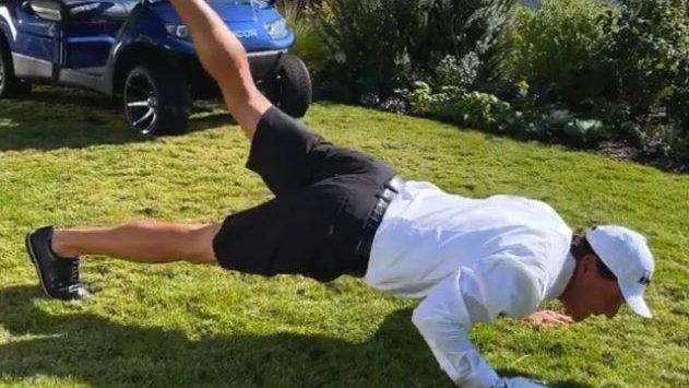 Social media reacts to Phil Mickelson giving a DANCE LESSON on Instagram